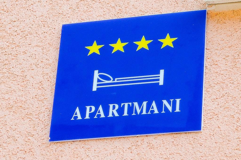 Gudelj Apartment *