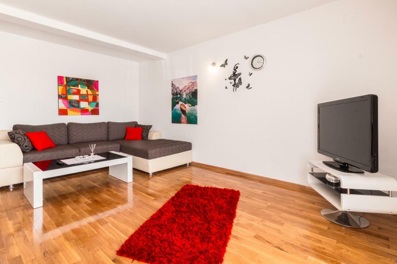 Gudelj Apartment *