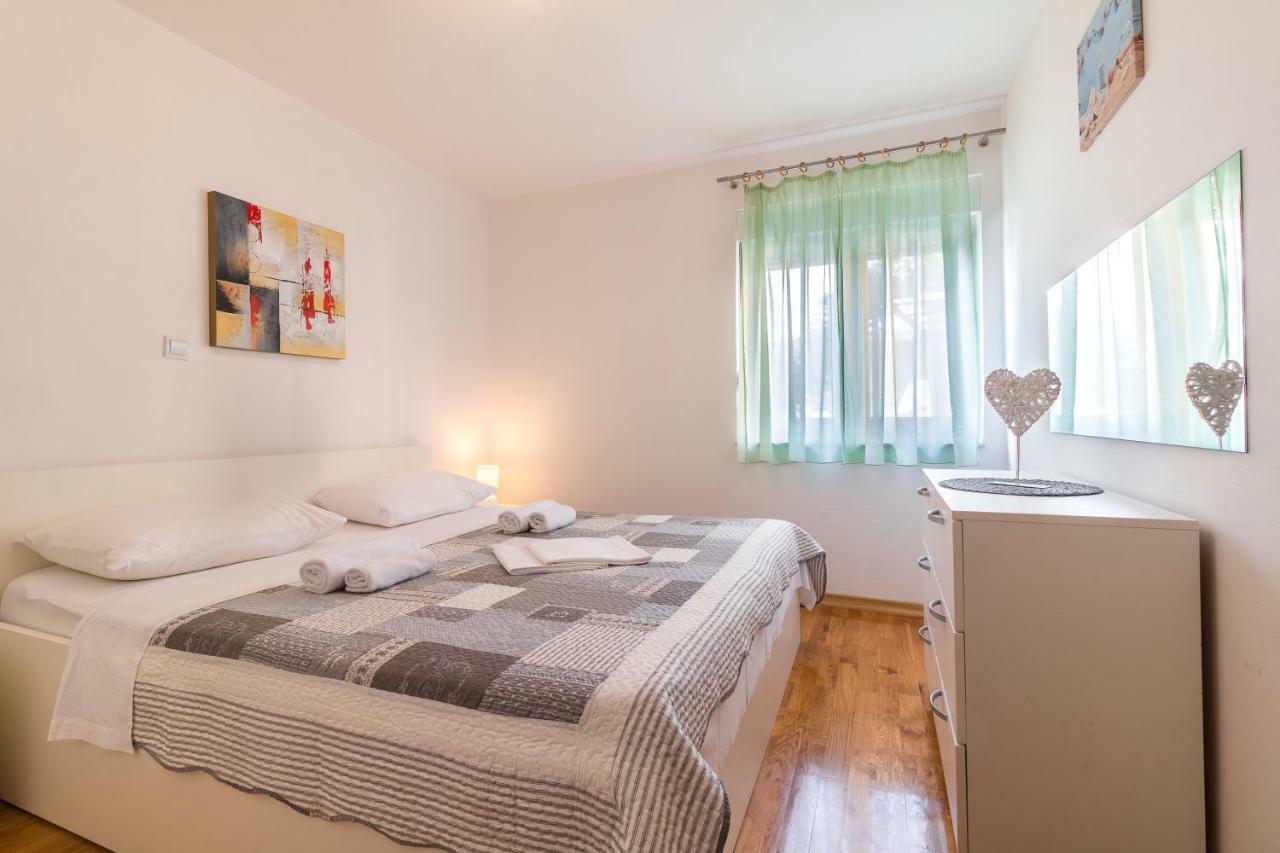 Gudelj Apartment *
